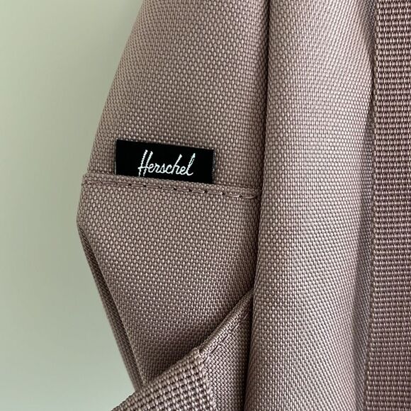 NWOT Herschel Mini Backpack Dusty pink Ash Rose 6.5L New 9" x 11" - Picture 7 of 12